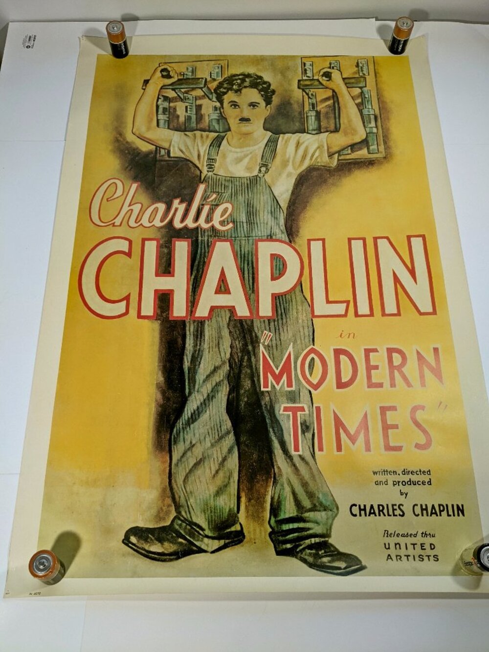 Charlie Chaplin MODERN TIMES BIG POSTER Print 38 x 26 in. / 3 x 2 feet Used.